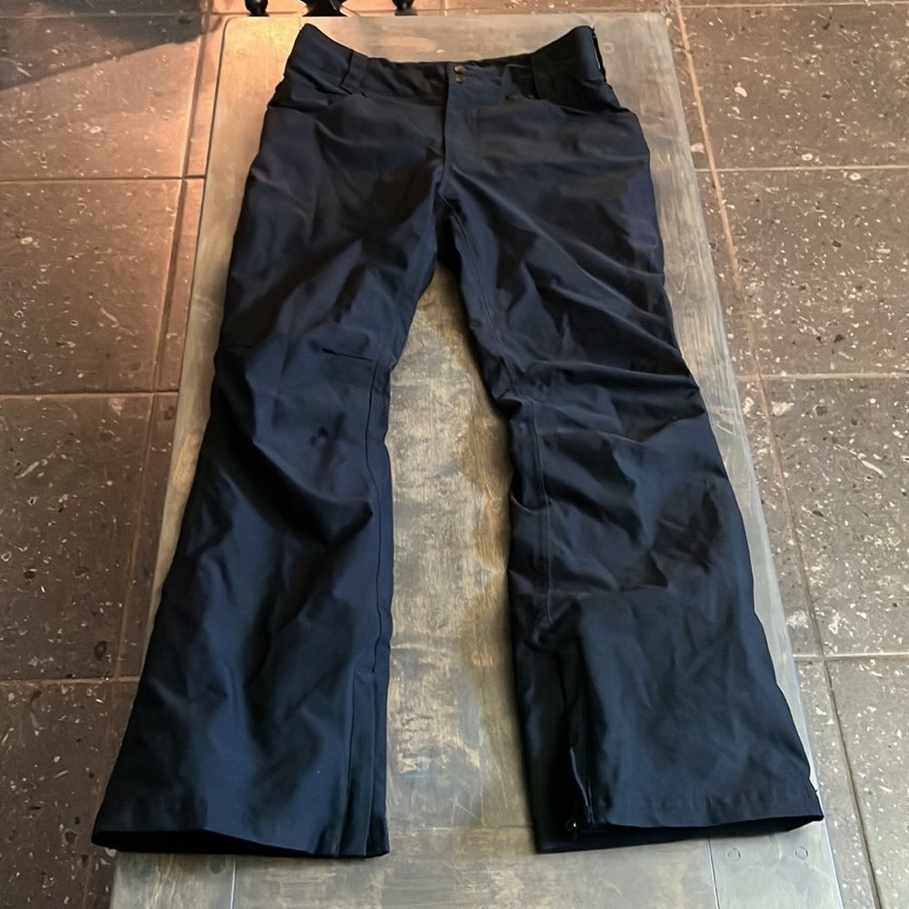 Aperture Technical 10000MM Waterproof
Snowboard Pants Women's Black Sz- Medium